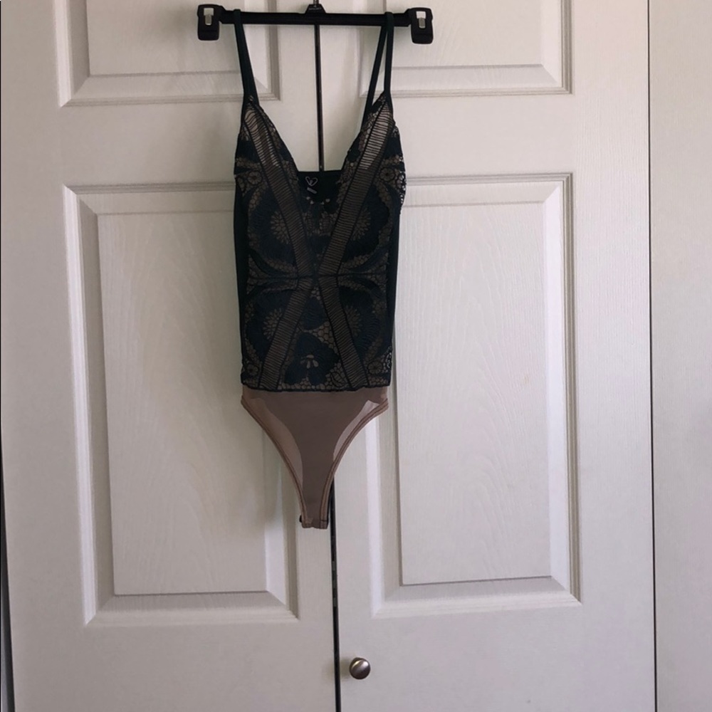 Windsor bodysuit